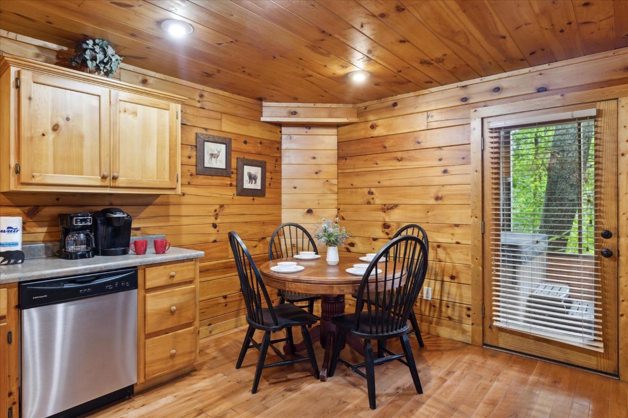 Views, Game Room And Hot Tub Bearway To Heaven Sevierville Esterno foto
